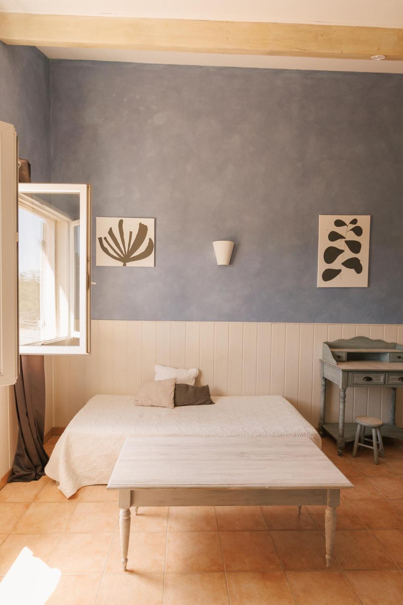 Mas Saint-Ange Bed & Breakfast Lunel  Exterior photo
