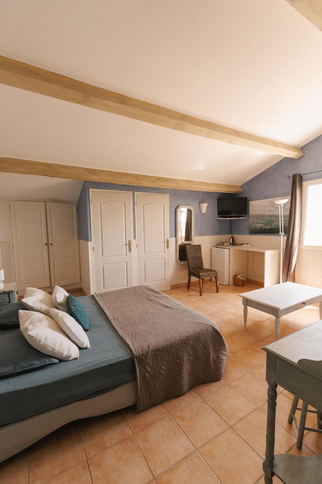 Mas Saint-Ange Bed & Breakfast Lunel  Exterior photo