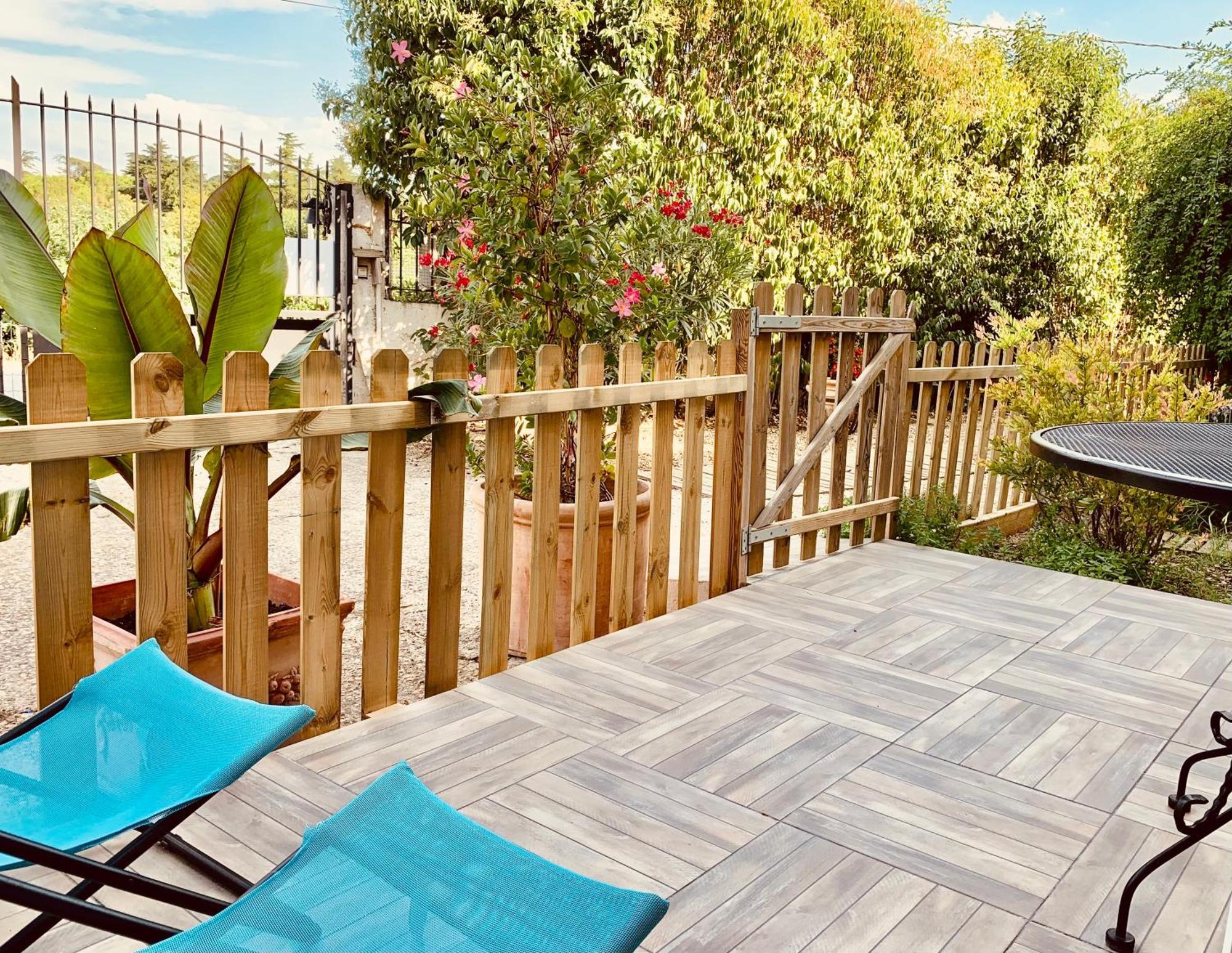 Mas Saint-Ange Bed & Breakfast Lunel  Exterior photo